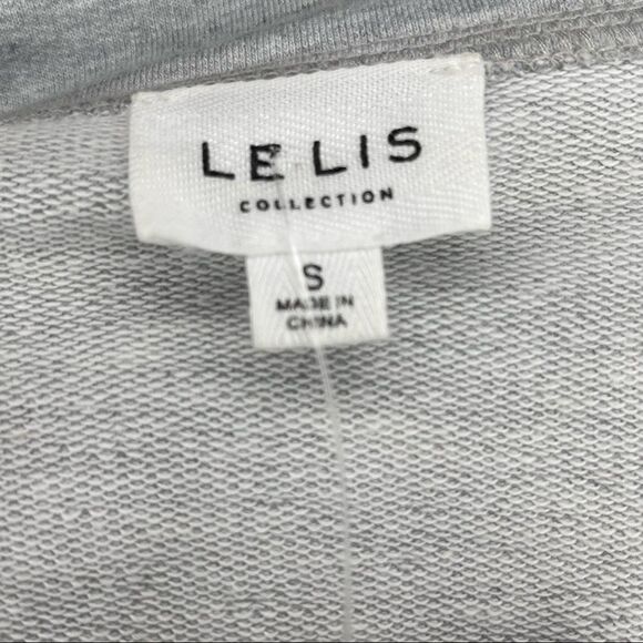 Le Lis Collared Crop Top - Picture 7 of 7